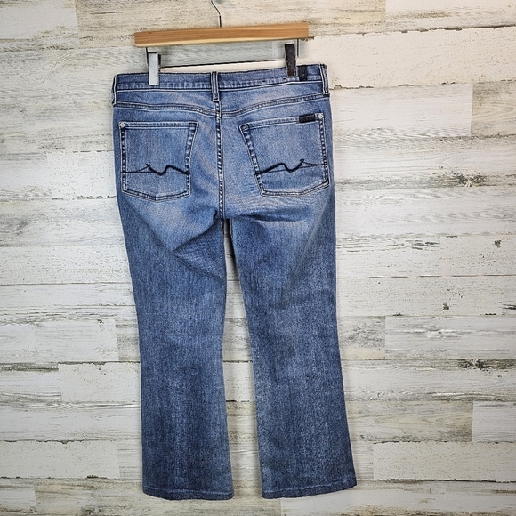 7 For All Mankind The Original Bootcut Jeans Size 31 Everyday Wear Casual Staple - Picture 5 of 16